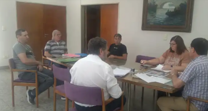 El Intendente Chalde se reunió con el Sindicato de Trabajadores Municipales acordó un aumento de salario y trato temas de interés-