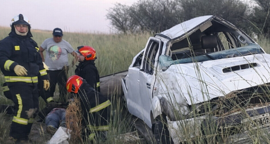 Vuelco en la Ruta 3: una joven fue trasladada de urgencia al Penna