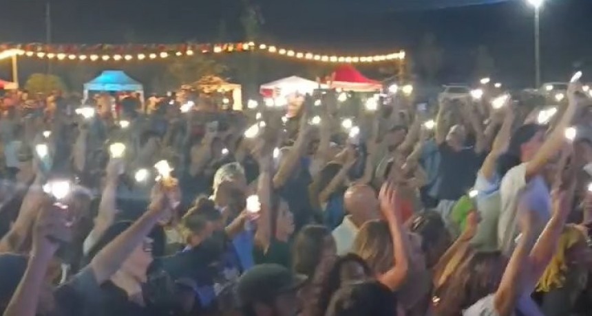 Anoche se llev&oacute; a cabo el evento Marisol entre el r&iacute;o y el mar 