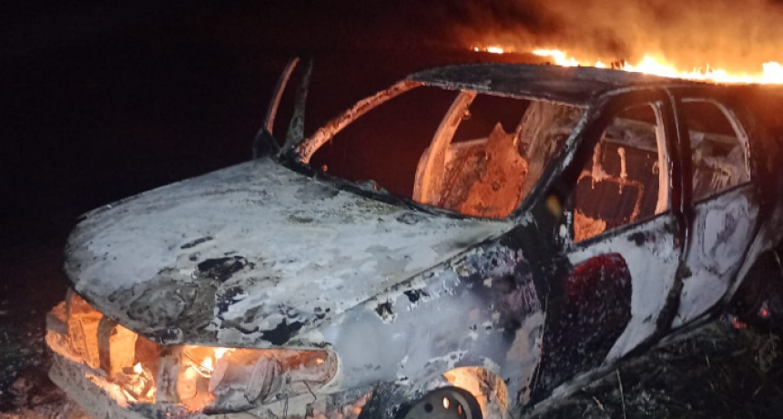 Incendio de automóvil en Ruta Provincial 72
