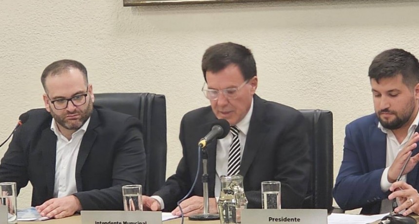 Información legislativa: discurso del Intendente Juan Chalde 