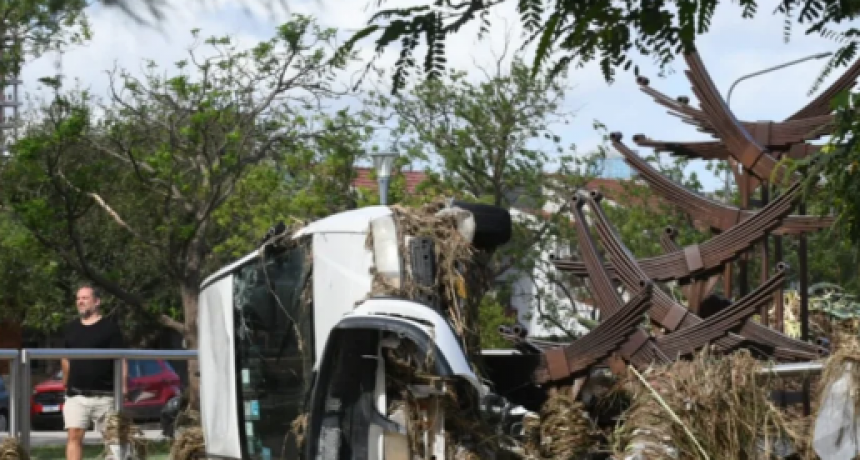 Confirman una nueva víctima y ya suman 16 los muertos por la inundación en Bahía Blanca