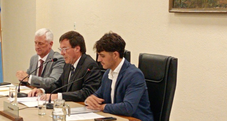 Discurso del Intendente  Juan Carlos Chalde, inaugurando un nuevo per&iacute;odo legislativo.