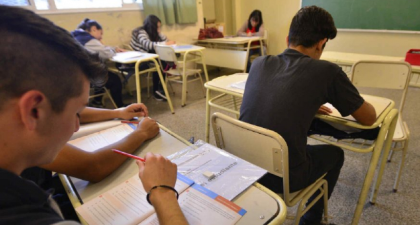 Provincia: formalizan cambios de evaluación en secundarias que empezaron a implementarse en la pandemia