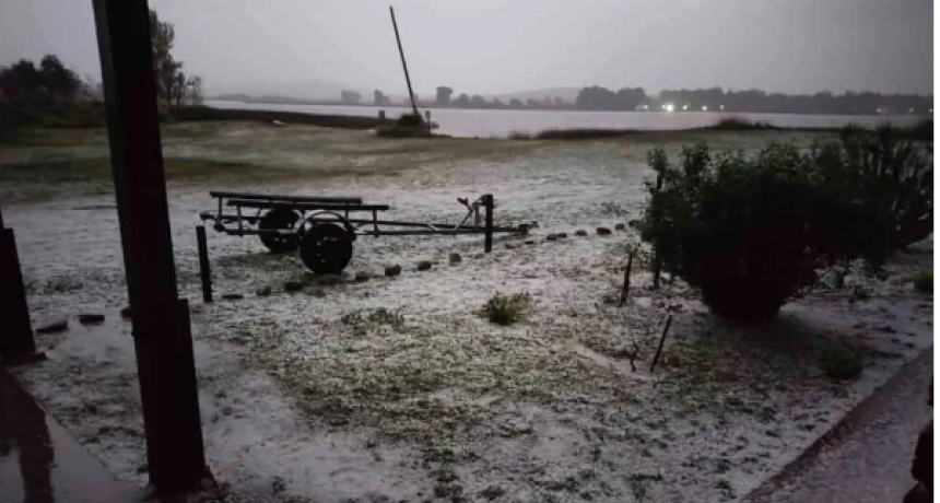 Una intensa granizada se hizo presente en Sierra de la Ventana