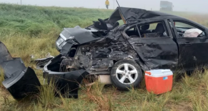 Una familia resultó herida tras un choque en la ruta 33