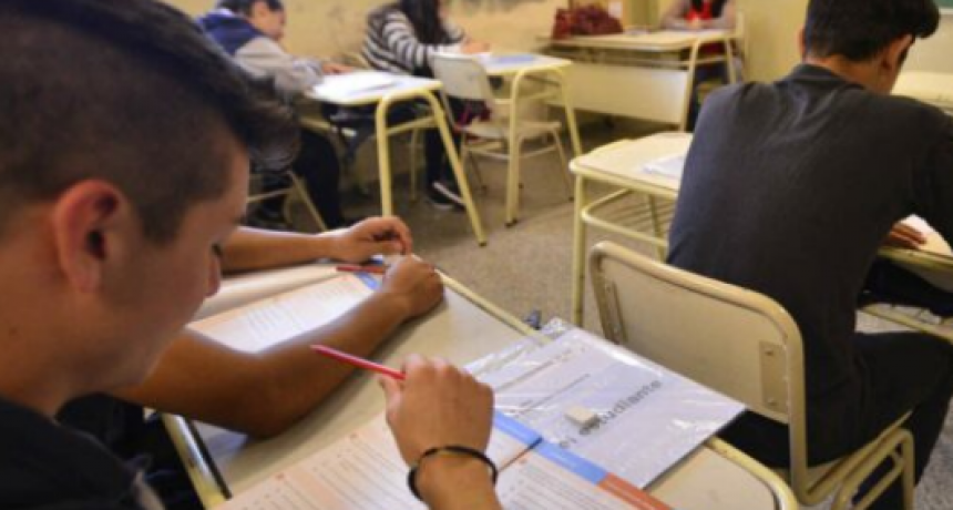 El Gobierno prorrogó los vouchers educativos para colegios privados: hasta cuándo se extendió el beneficio