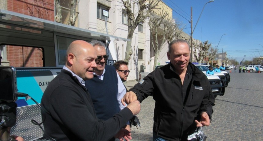 El intendente Reyes recibió al ministro Berni 