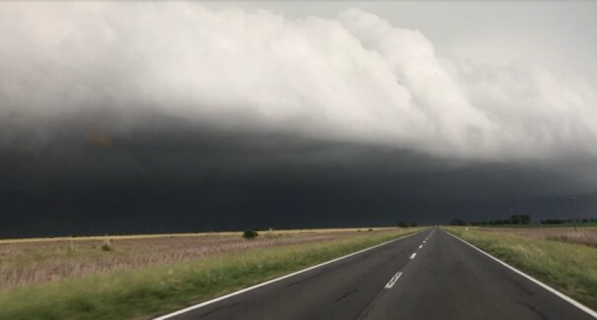 “Volvió el invierno”: hoy reaparecen el frío y las lluvias ·
