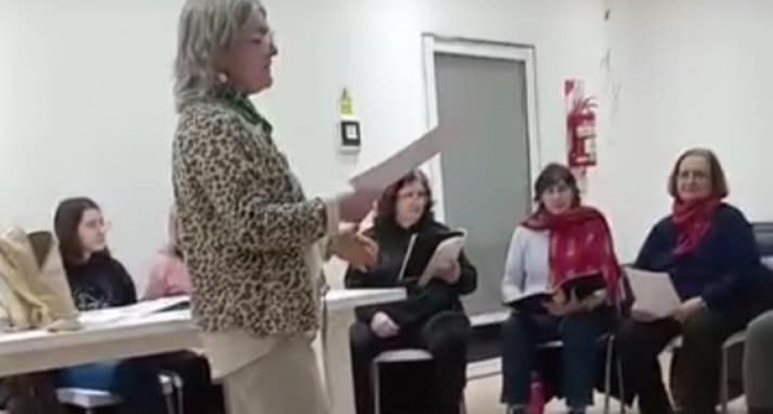 Claudia Clemente: el coro Municipal es un grupo de personas con muchas ganas de cantar