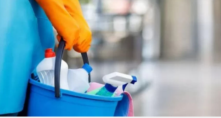 Oficializan el aumento del 24% en cuatro cuotas para trabajadoras de casas particulares
