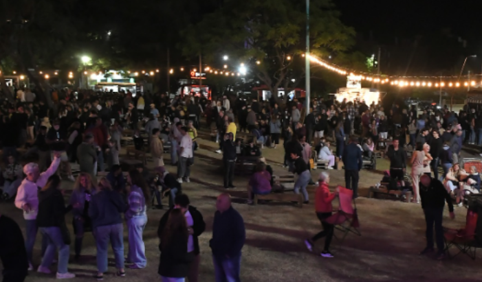 Monte Hermoso abrió la temporada con doble festejo y anunció un verano “a todo ritmo”
