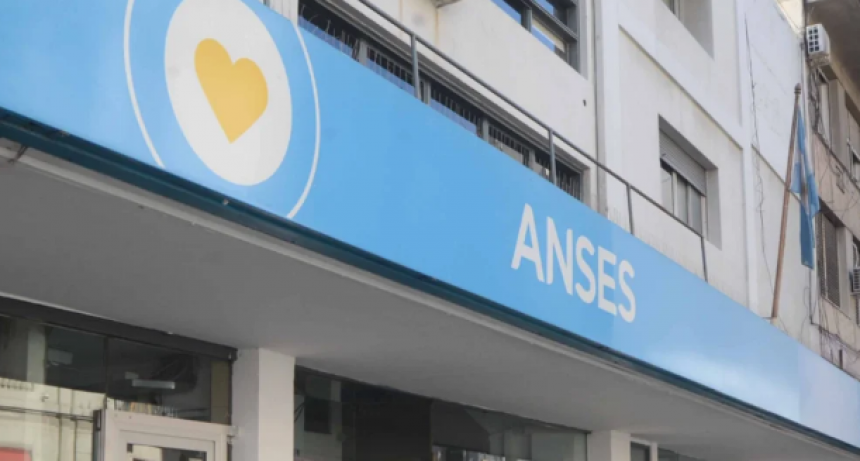 Anses oficializó el aumento de 4,58 % para jubilaciones, pensiones y AUH