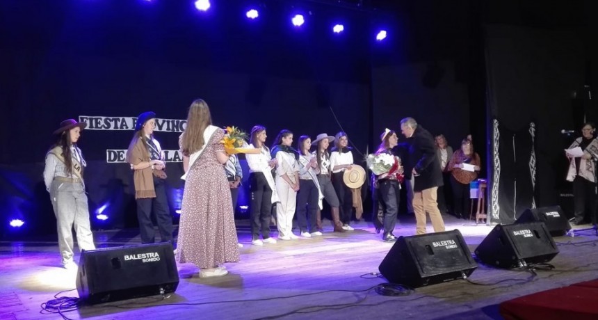 Fiesta N de las llanuras: Trece carrozas para el desfile y 13 postulantes para la Flor del pago